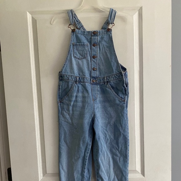 Osh Kosh overalls - Picture 1 of 3